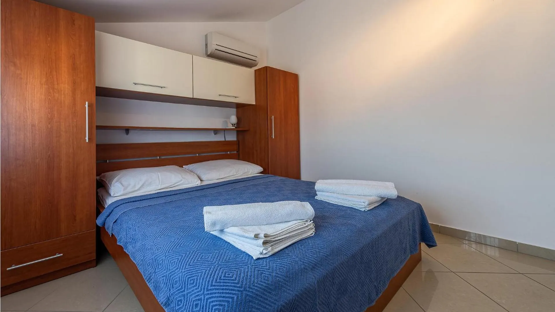 Amazing Apartment In Seline With Wifi Croatia
